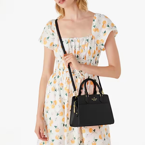 Kate Spade Madison Saffiano Leather Small Satchel
COLOR:
Black 
NWT - Picture 2 of 5